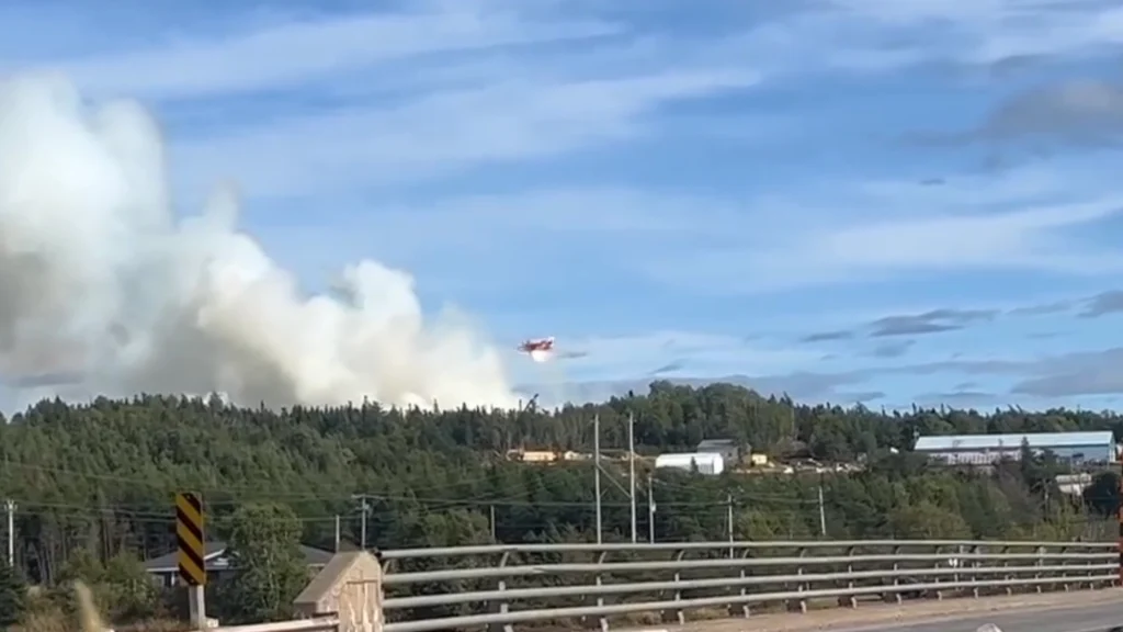 New wildfire burning in Lethbridge prompts evacuations