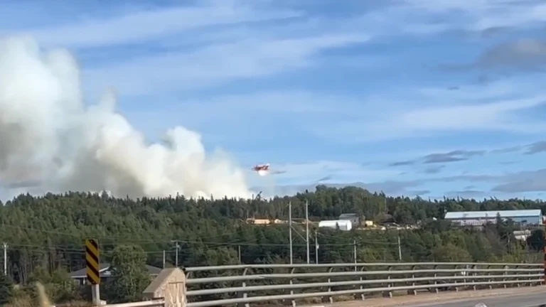 New wildfire burning in Lethbridge prompts evacuations