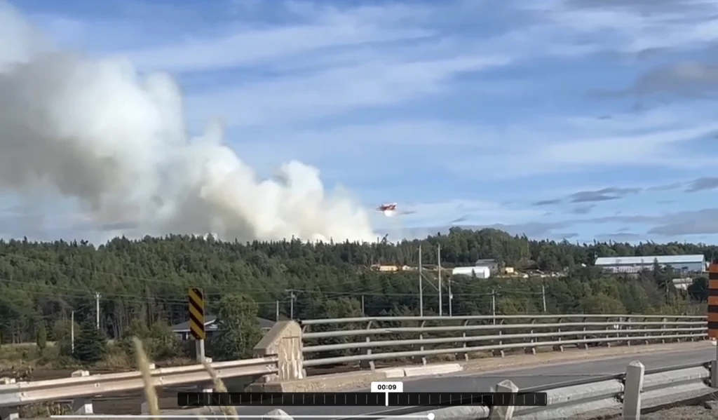 New wildfire burning in Lethbridge prompts evacuations: forecast graphic 1